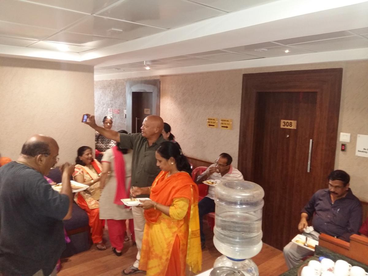 Hotel Maratha Residency Ratnāgiri Eksteriør billede